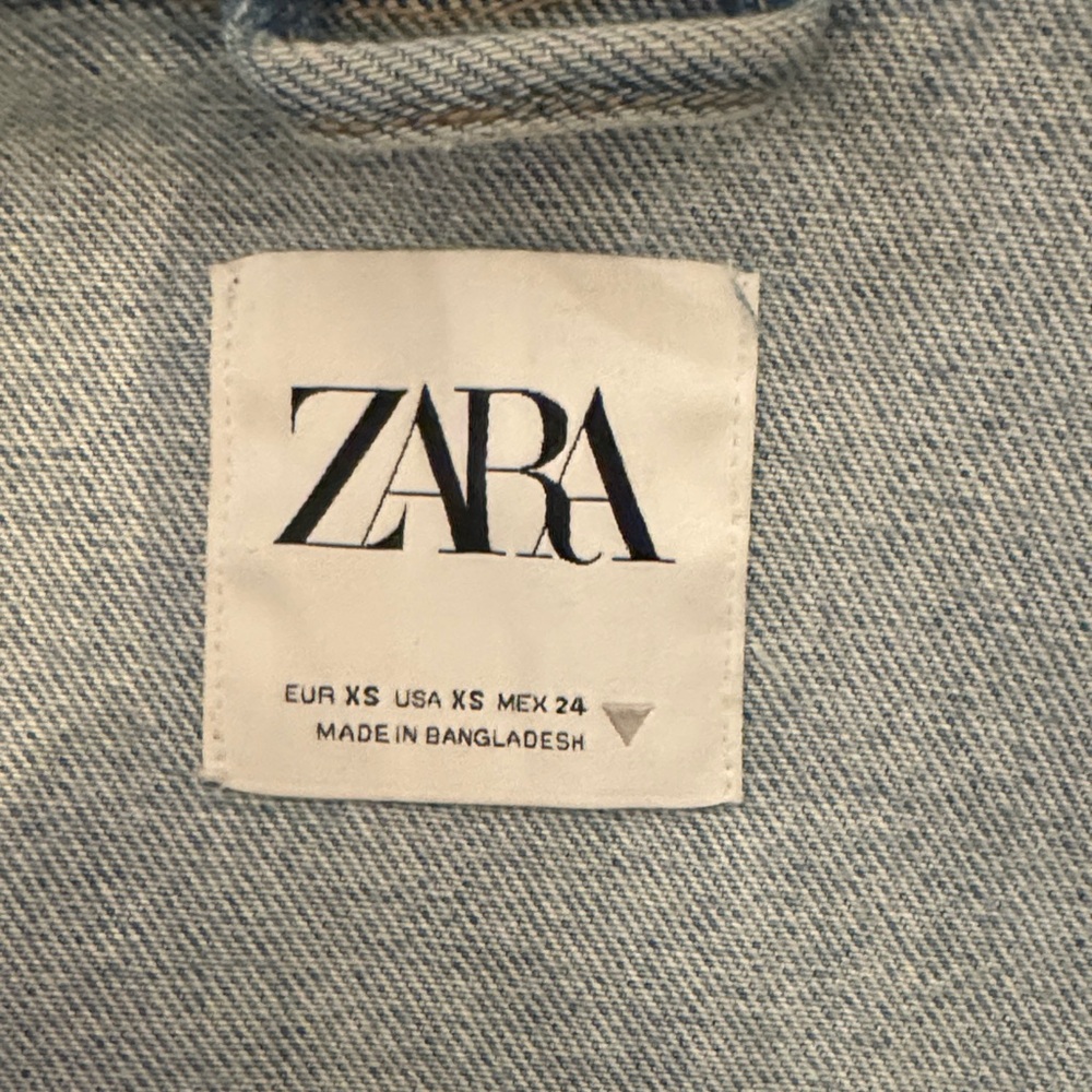 Zara Cropped Denim Jacket -XS-NWOT - Picture 3 of 7
